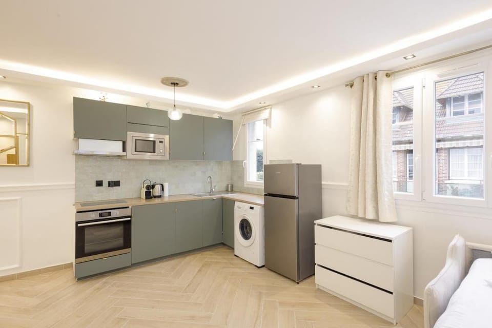 Apartment Downtown Deauville Beach and Casino- Apartment in Deauville