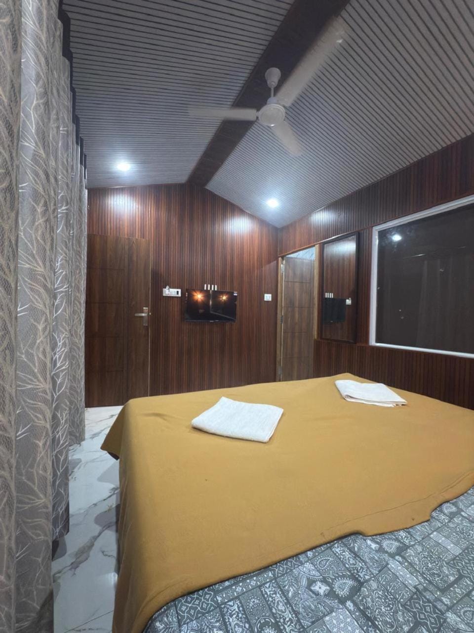 Micky Matheran Resort Hotel in Maharashtra