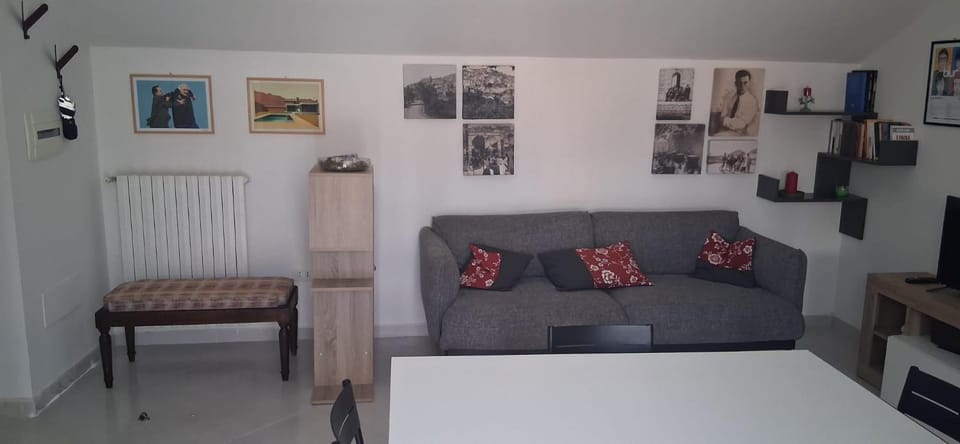 Lisanti's Attic Room Apartment in Campania