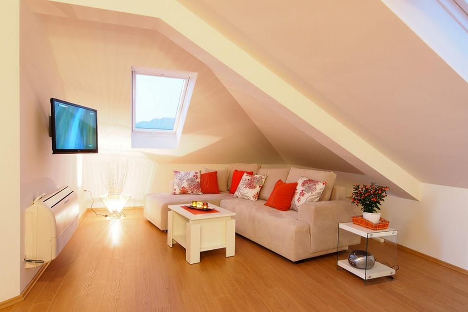 TV and multimedia, Living room