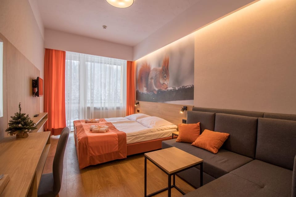 Bed, Photo of the whole room