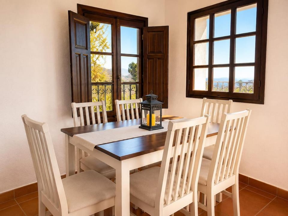 Casa Maisy House in La Alpujarra