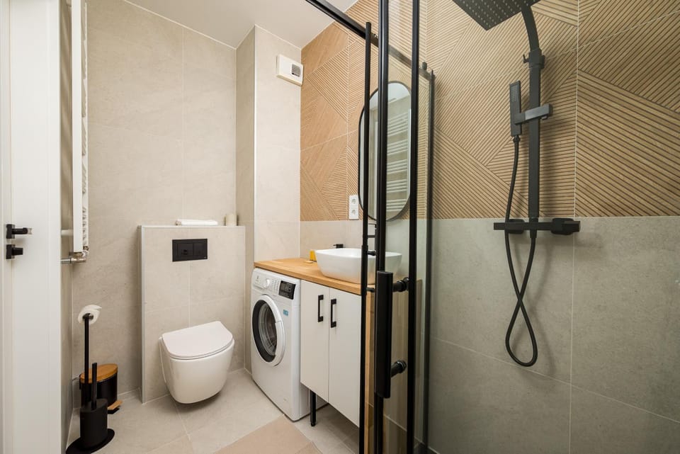 Shower, Toilet, Bathroom, washing machine