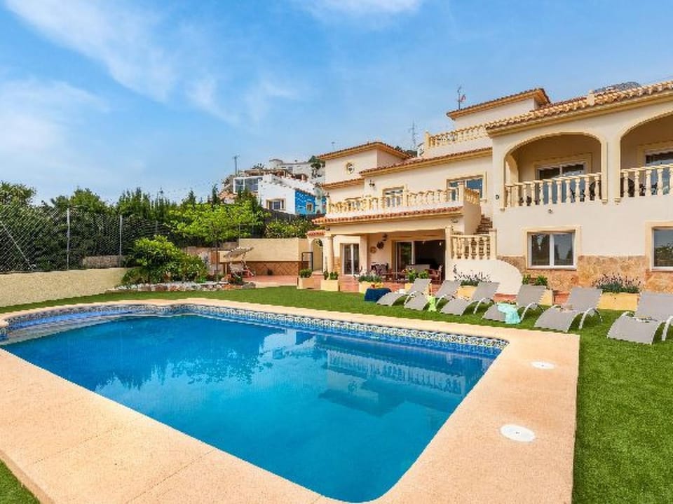 Holiday Home Villa Fina - PlusHolidays by Interhome House in Calp