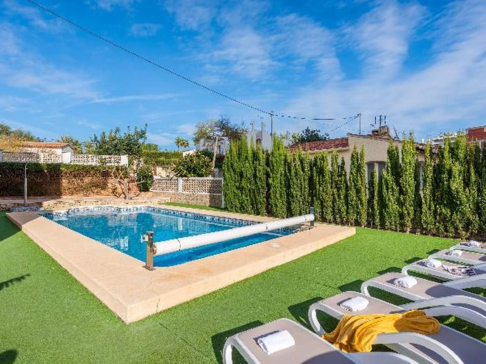 Holiday Home Villa Caleta - PlusHolidays by Interhome House in Calp