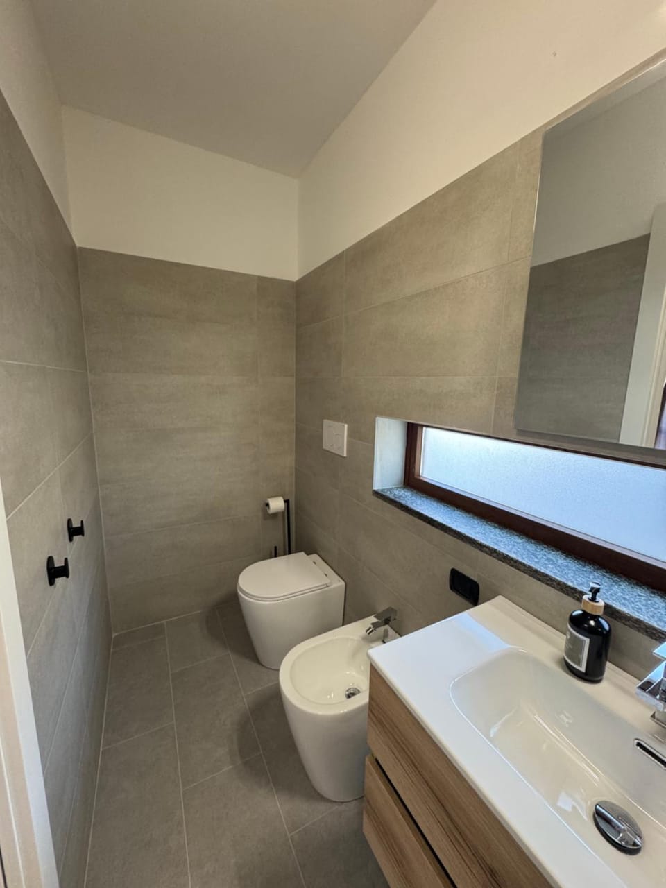 Homely - Malpensa & Fiere Milano - camera 101 Bed and Breakfast in Lombardy