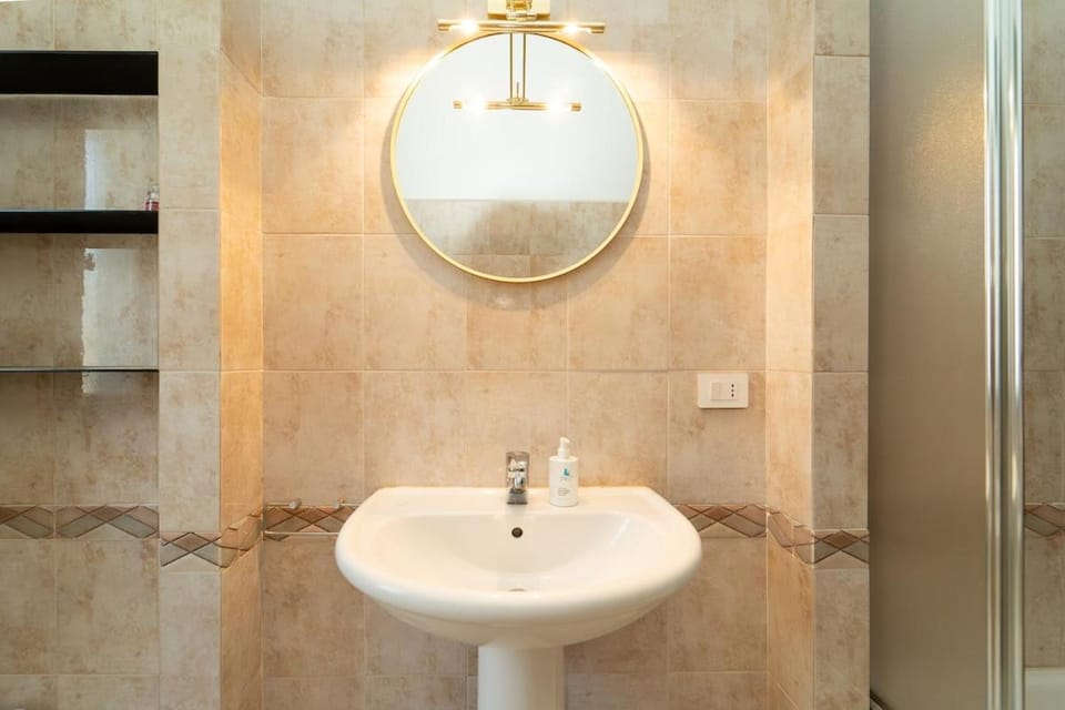 Spacious penthouse with terrace in the heart of Como Apartment in Como