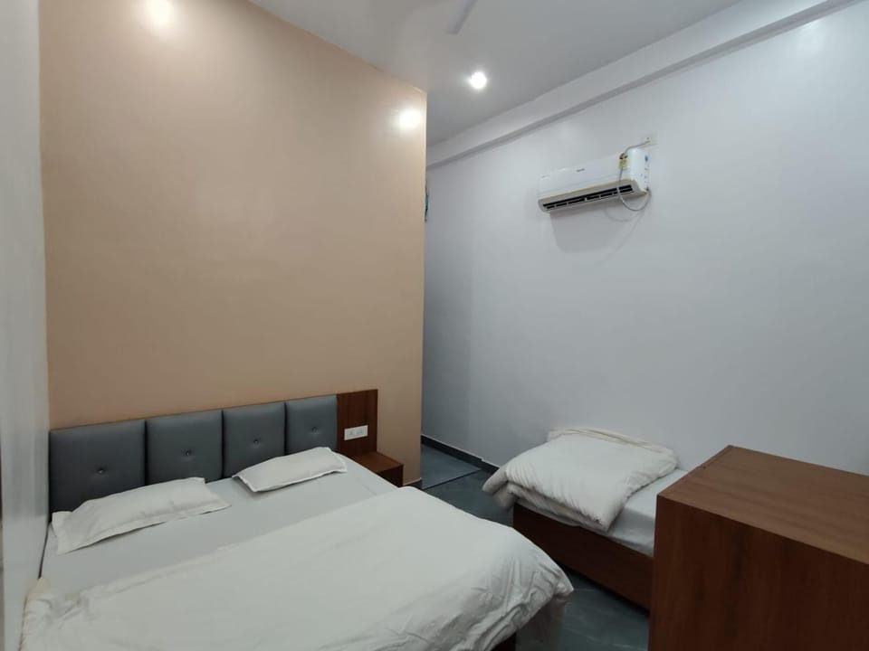 amit guest inn Bed and Breakfast in Uttar Pradesh