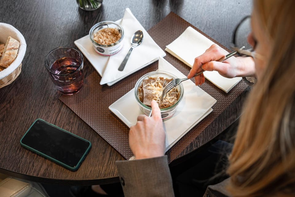 Restaurant/places to eat