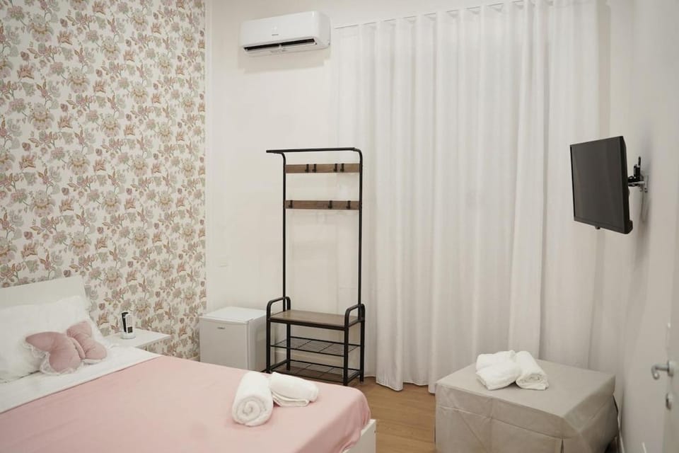 B&B Suite Dimora Benincasa, near central station Bed and Breakfast in Naples