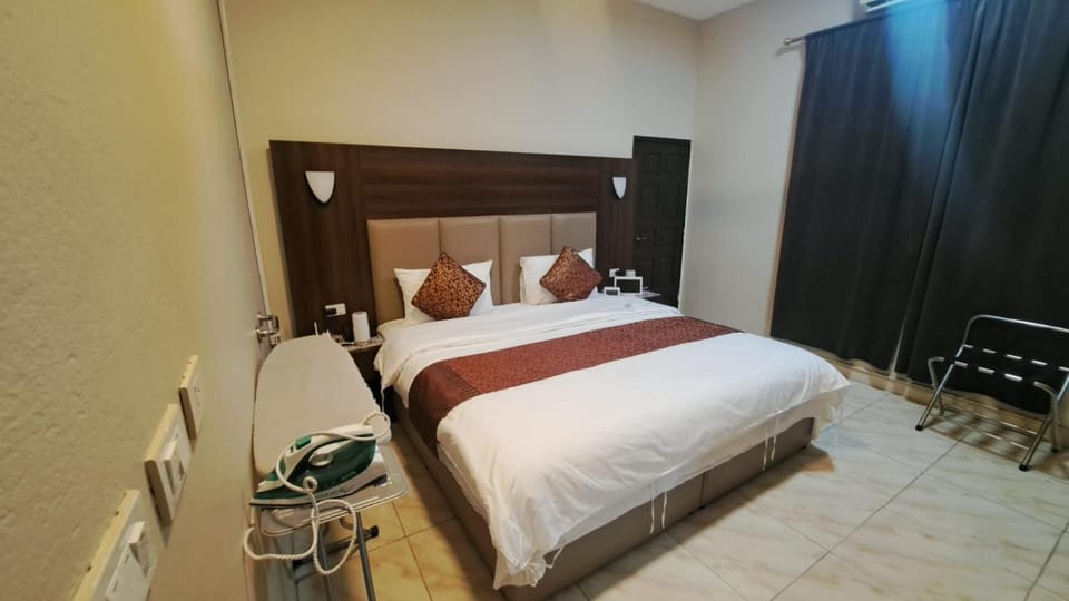 Al Eairy Serviced Apartments Company is a one person company Apartment in Saudi Arabia