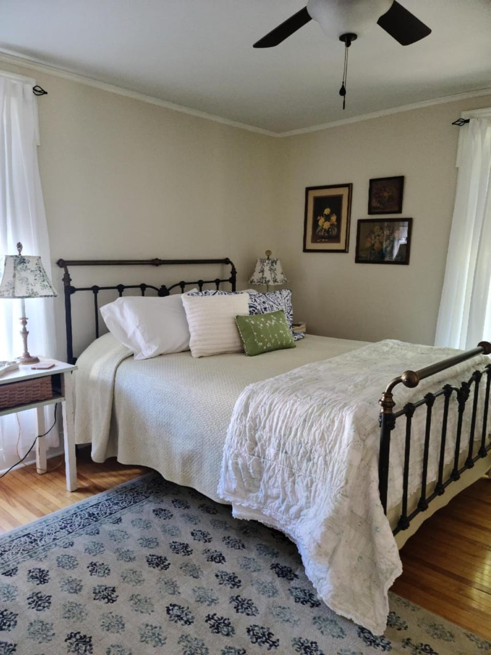 Bedroom, Garden view