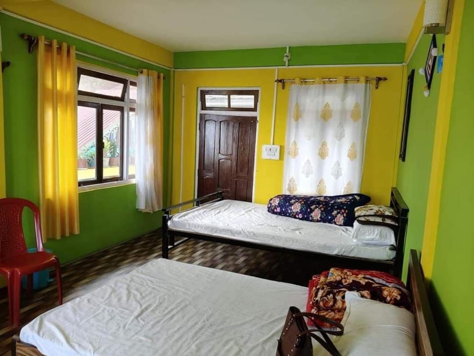 Cozy Mountain Homestay, Pet Friendly, Views Villa in West Bengal