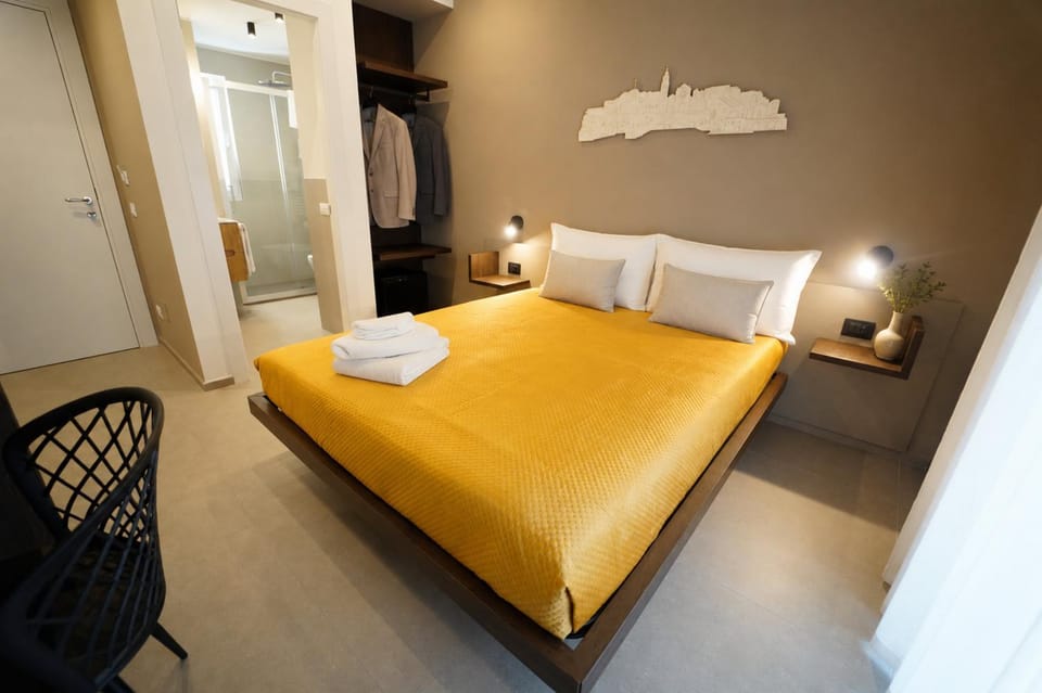 Bed, Photo of the whole room, Bedroom, towels, wardrobe