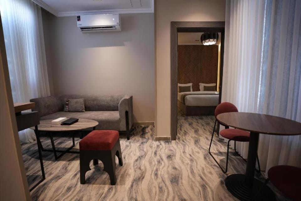فندق اناف Hotel in Medina