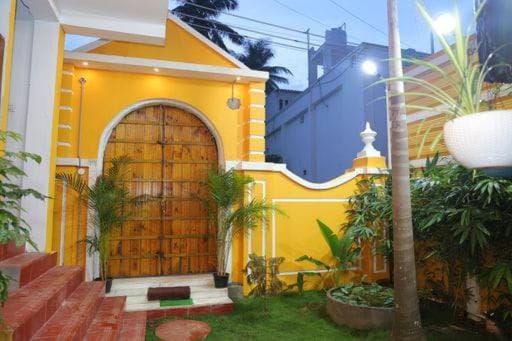 Le Paris Resort Bed and Breakfast in Puducherry