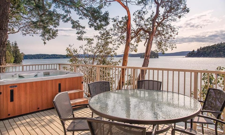 Deer Harbor 1BR Apartment with Resort Access House in Deer Harbor