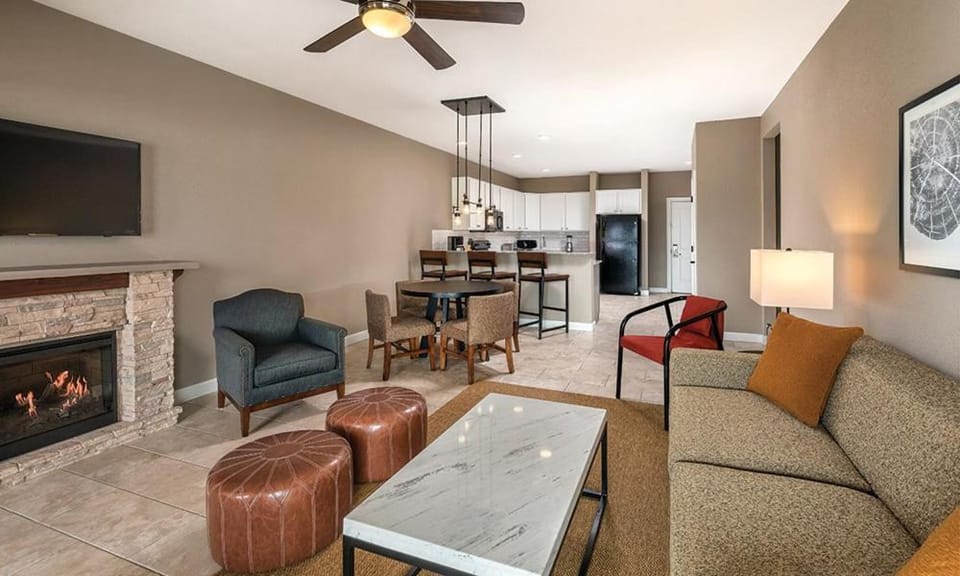 Marble Falls 3BR Apartment with Resort Access House in Marble Falls