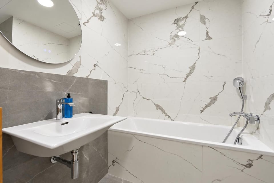 Shower, Bathroom, Bath