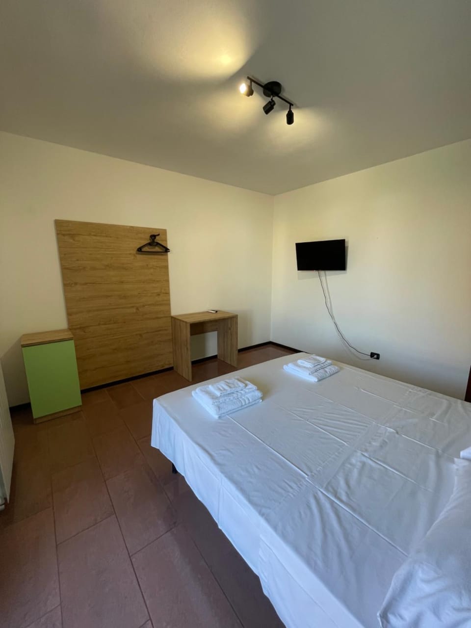 Homely - Malpensa & Fiere Milano - Camera 103 Bed and Breakfast in Lombardy