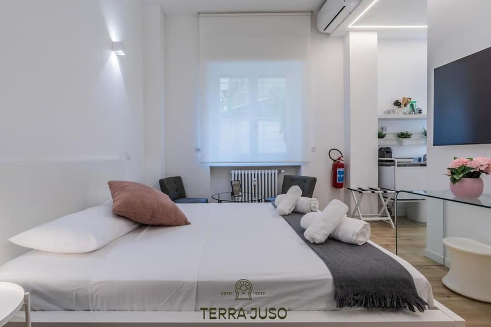 Duomo Suite Santa Maria Apartment in Milan