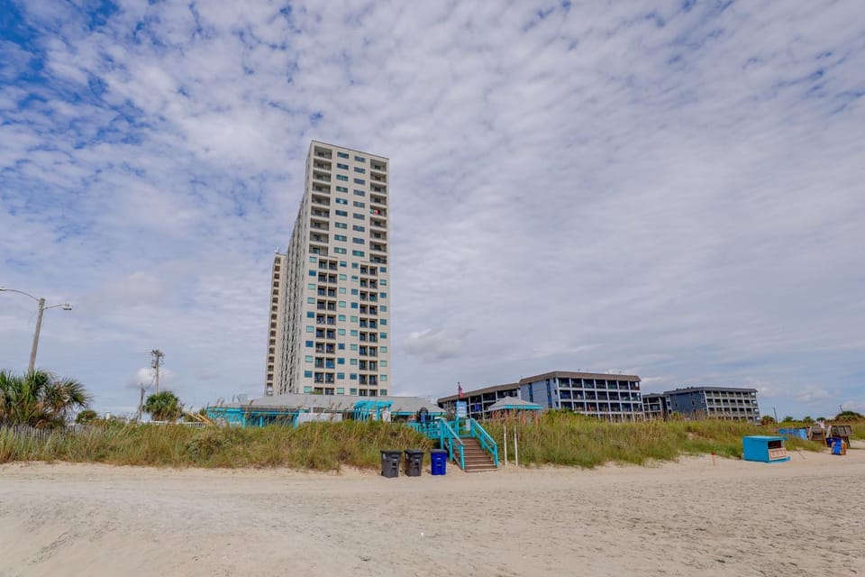 Ocean-View Balcony! Myrtle Beach Resort Getaway House in South Carolina