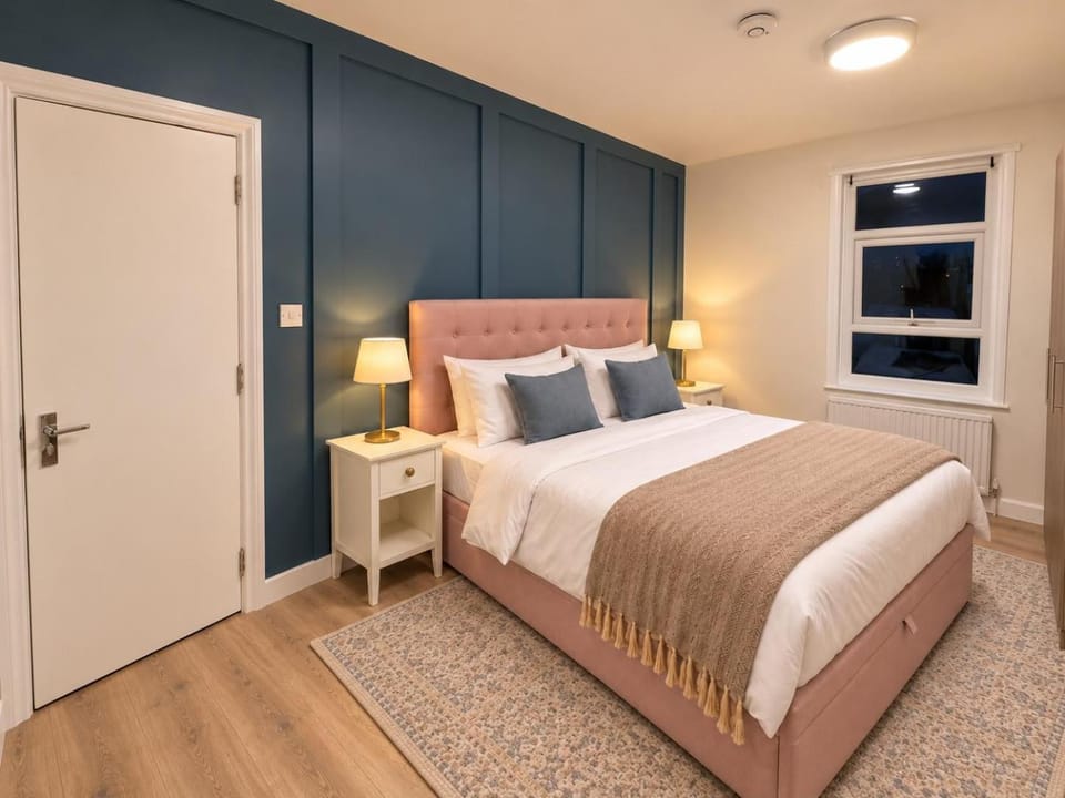 London Maida Vale Studios with Central Links Apartment in London Borough of Camden
