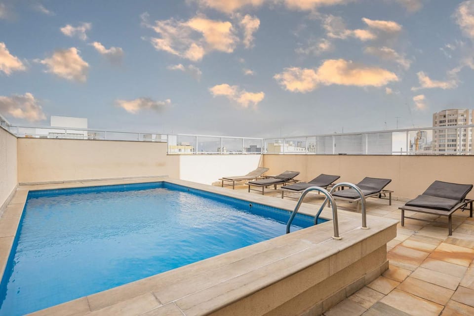 Lindo Studio Bela Vista com Varanda Piscina e Ar Apartment in Sao Paulo City