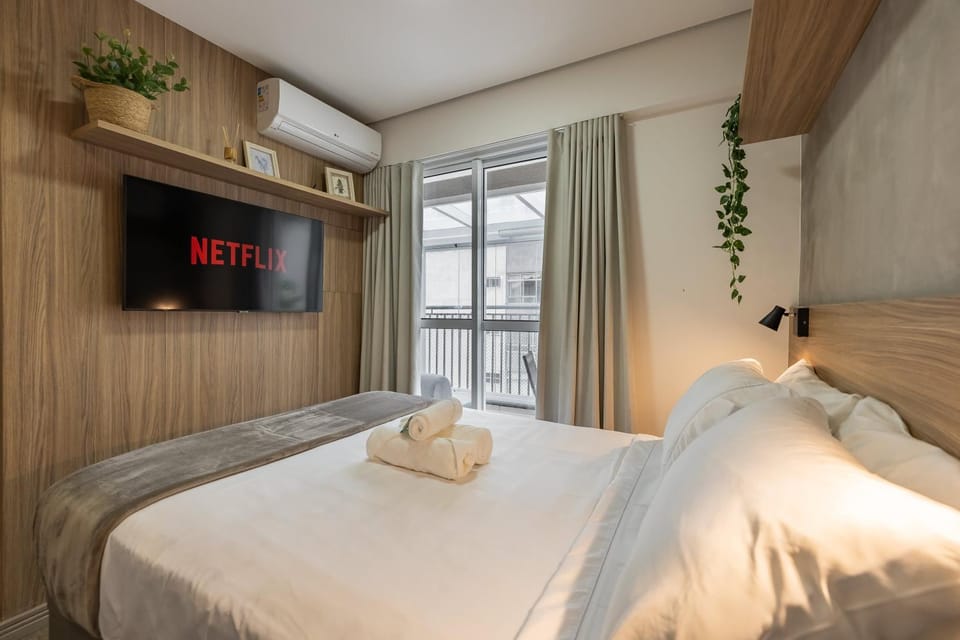 Lindo Studio Bela Vista com Varanda Piscina e Ar Apartment in Sao Paulo City