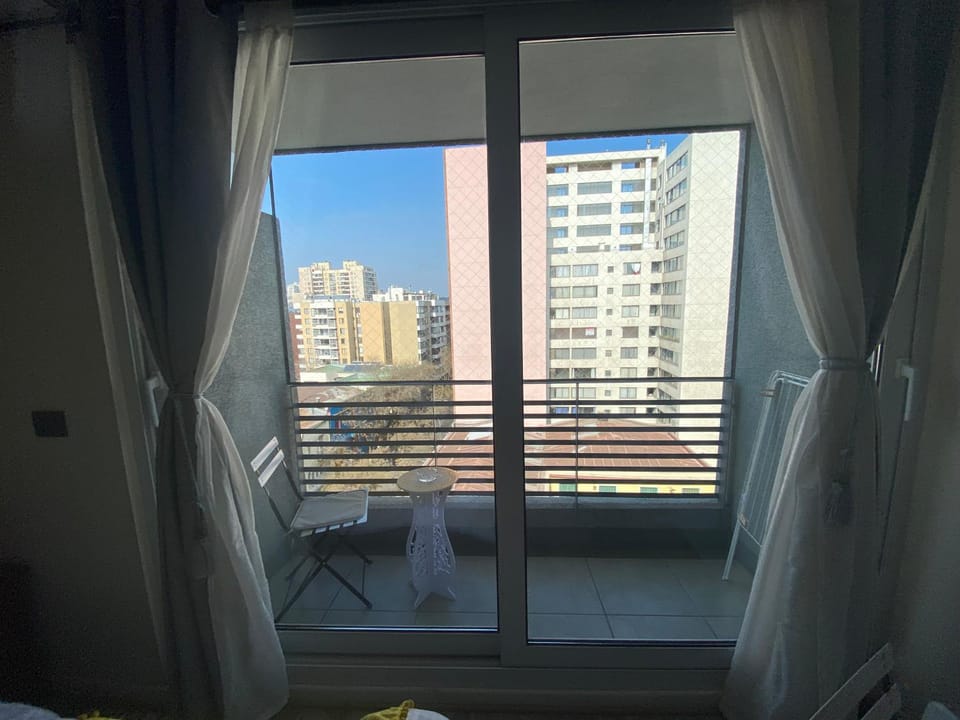 Urban Estudio Wifi, TV, Metro, Aire Acondicionado Apartment in Santiago