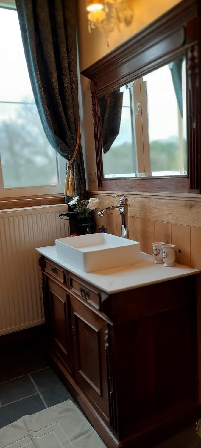 De Blauwe Maaten Bed and Breakfast in Limburg (province)