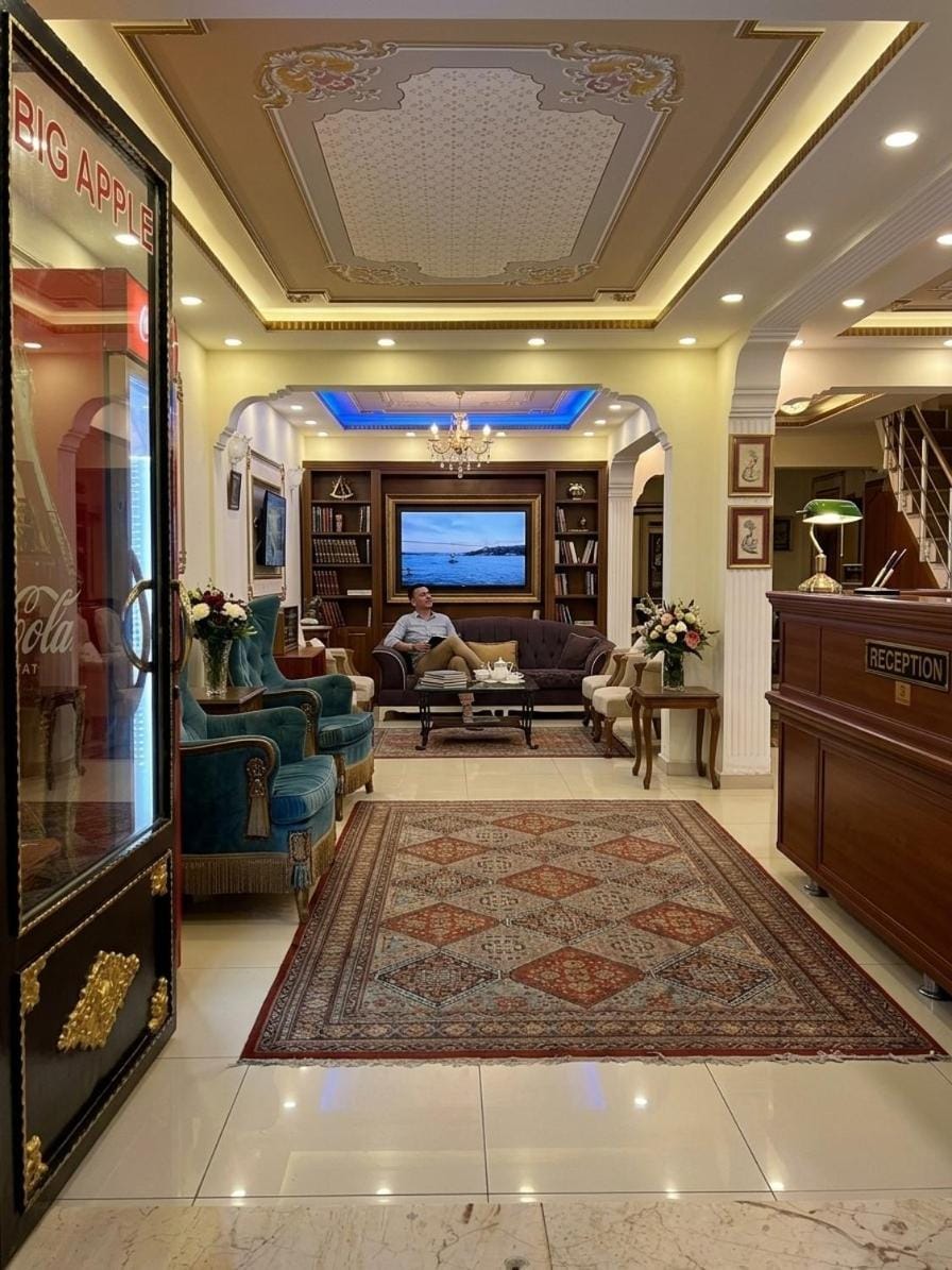 TV and multimedia, Seating area