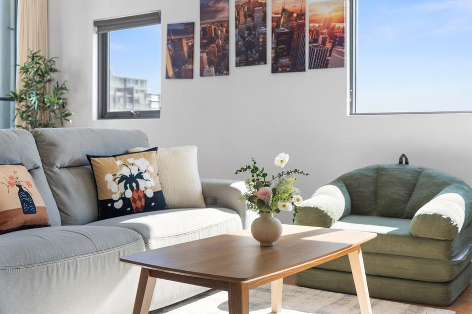 3BR Home 3 Mins to Burwood Station with 2 Parking Apartment in Sydney