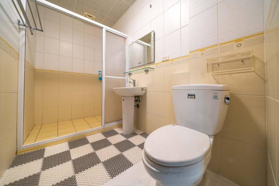 Toilet, Bathroom