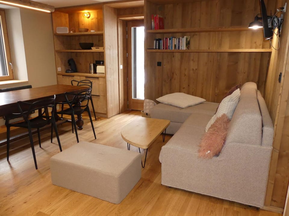 Appartement moderne terrasse - 6 pers. Apartment in Pralognan-la-Vanoise