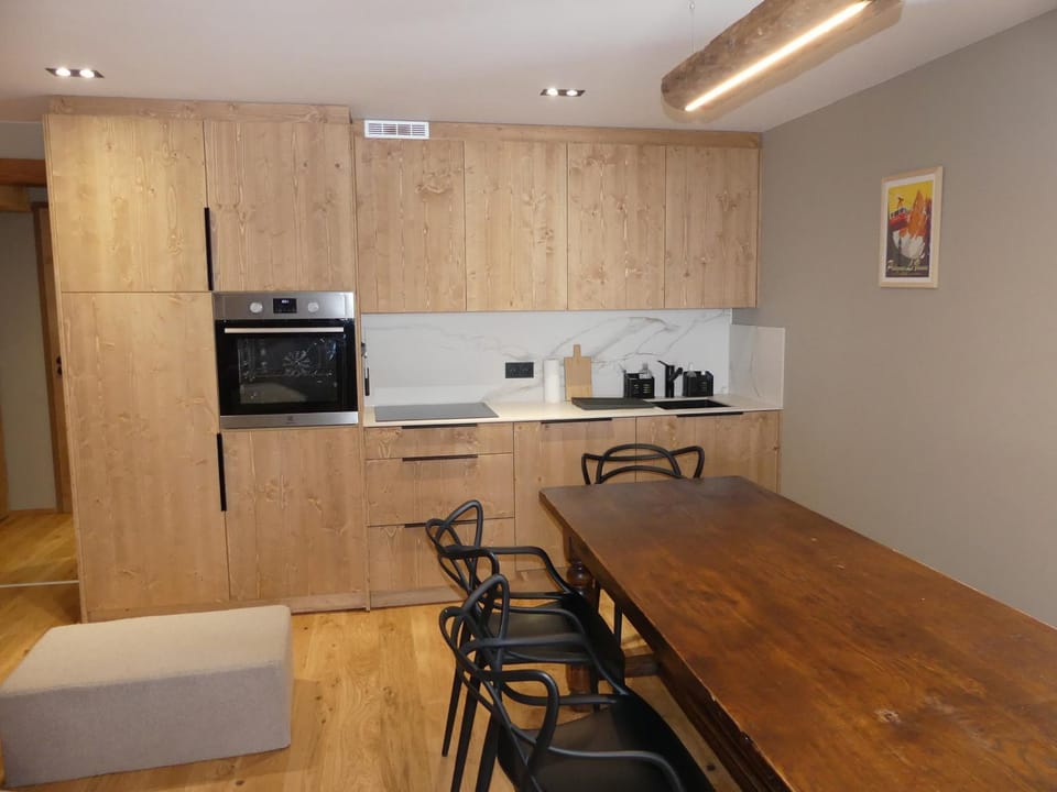 Appartement moderne terrasse - 6 pers. Apartment in Pralognan-la-Vanoise