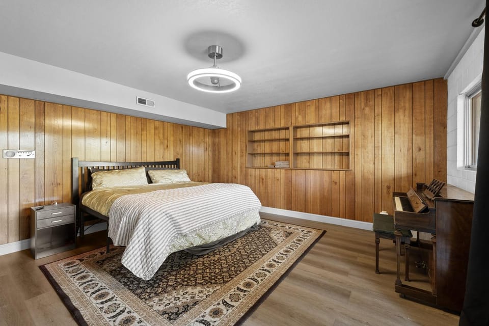 Jacksonville Retreat home with Wraparound Deck House in Jacksonville