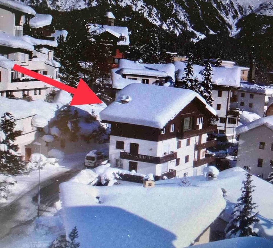 Chesa Solaria Apartment in Saint Moritz