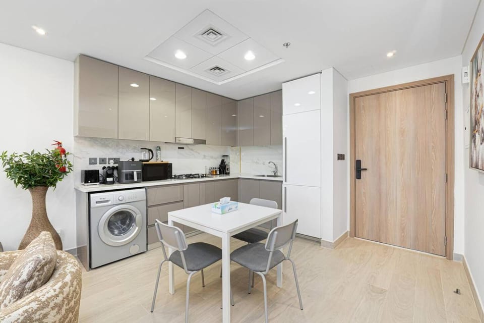 1 BR AZIZI RIVIERA Apartment in Dubai