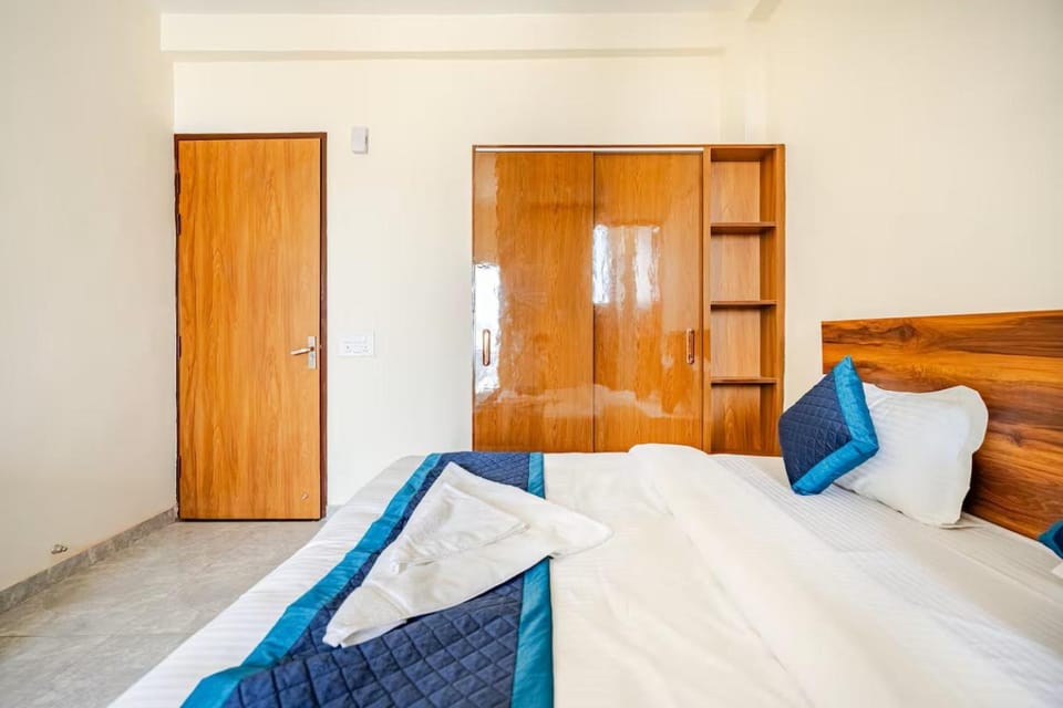Bed, Bedroom, wardrobe