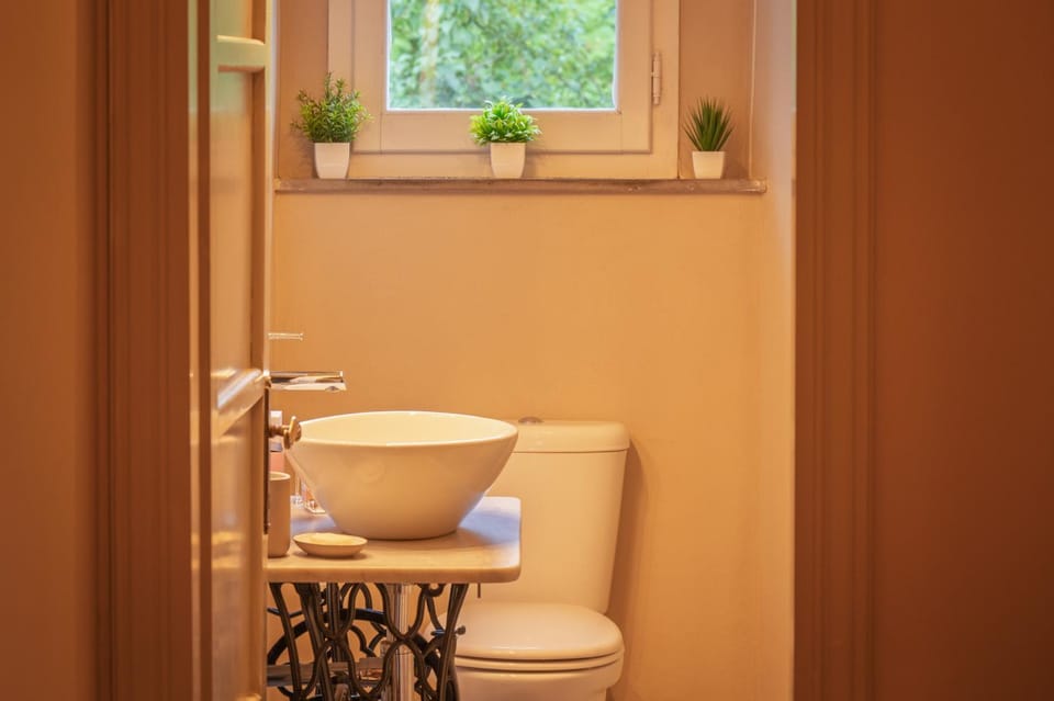 Toilet, Bathroom