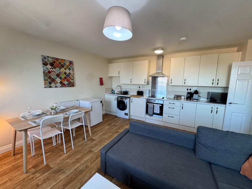 Castle Point 2 Bed City Apartments Apartment in Southampton