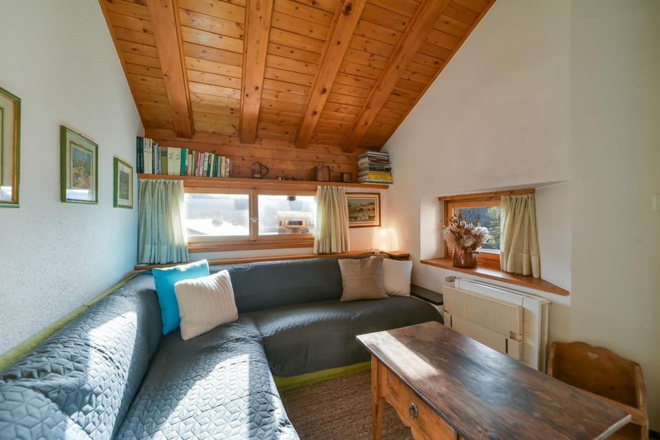 Chesa Alvra 6pax - Celerina Apartment in Samedan