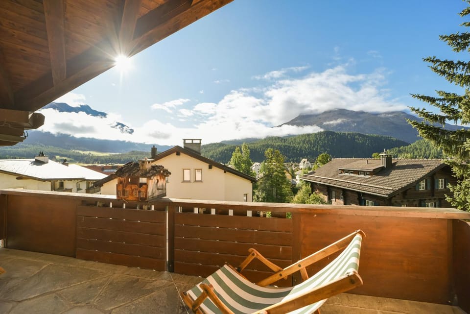 Chesa Alvra 6pax - Celerina Apartment in Samedan
