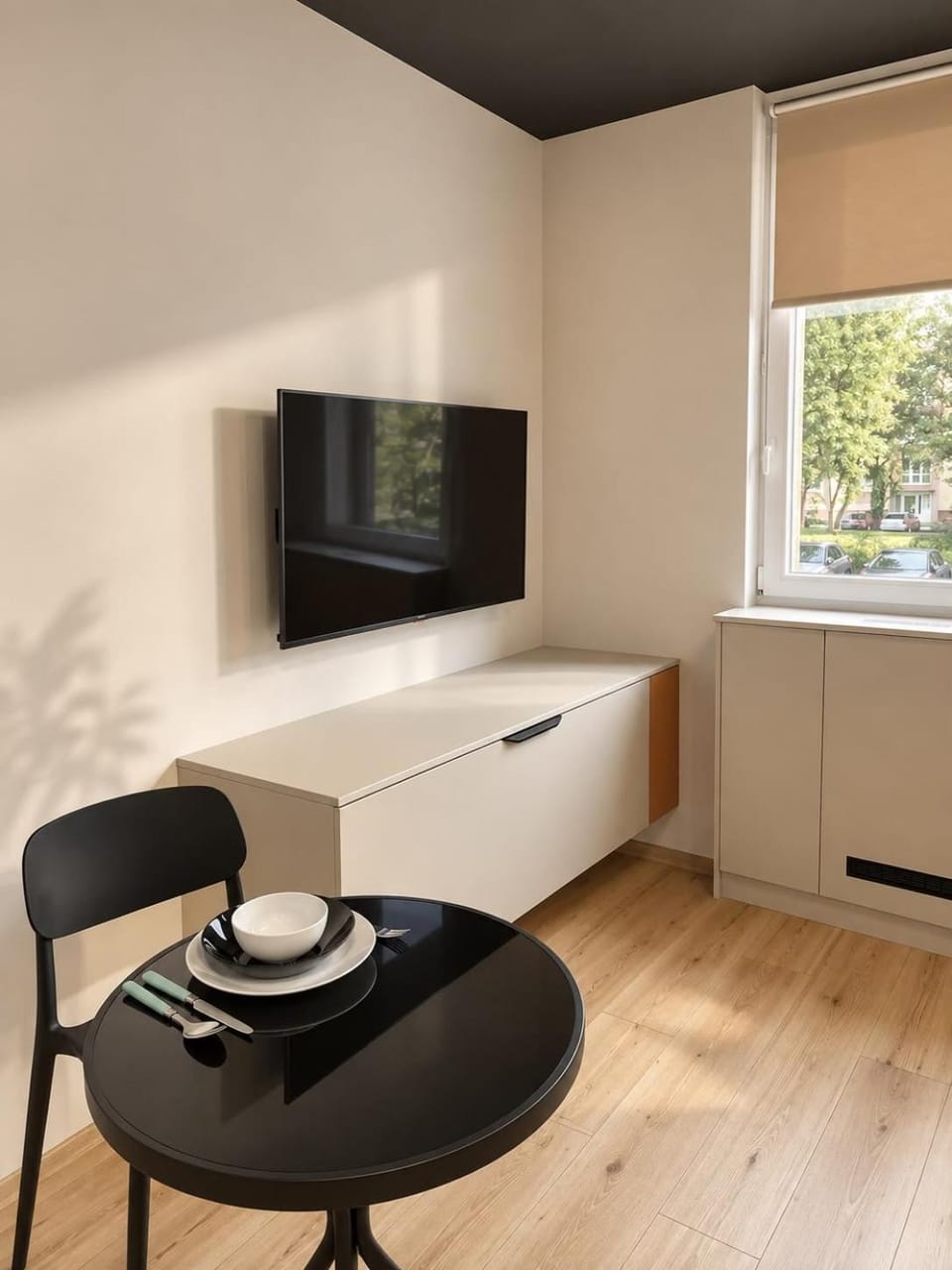 TV and multimedia, Kitchen or kitchenette, Living room, Seating area
