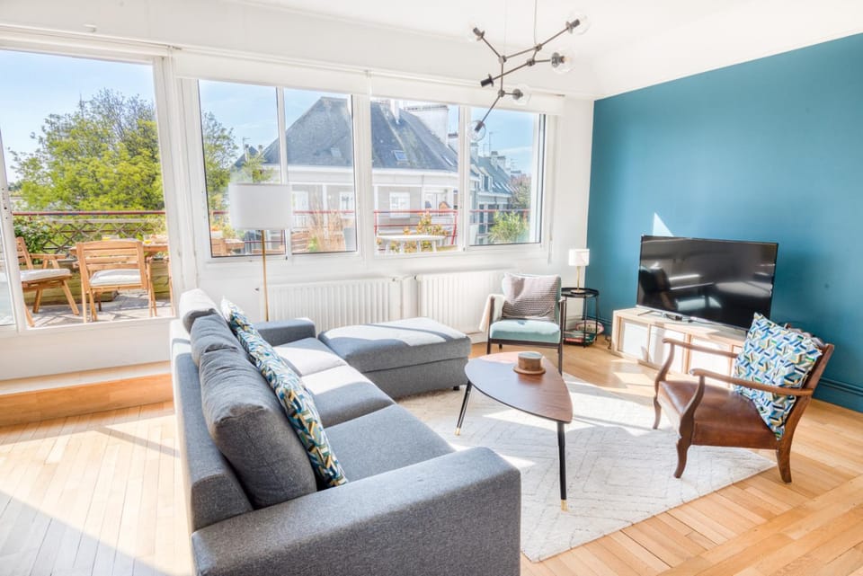 Patio, Balcony/Terrace, Living room, Seating area