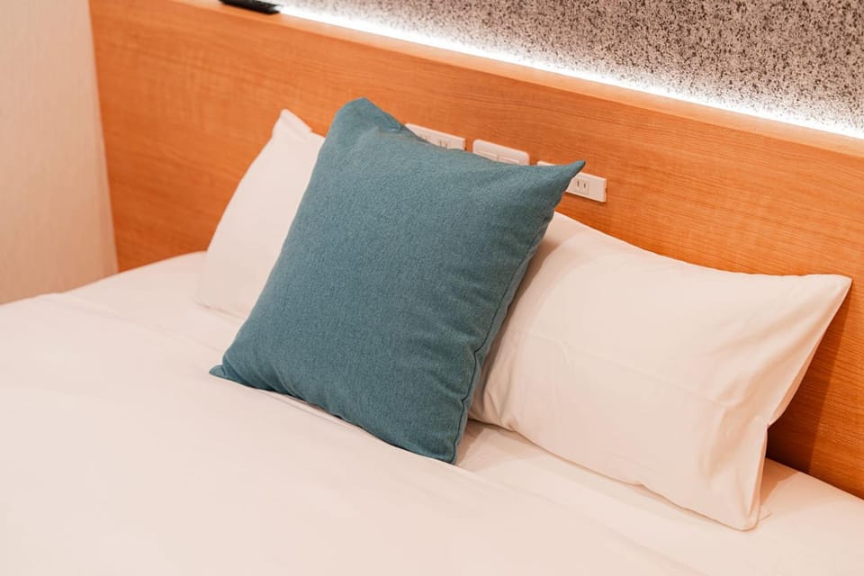 Bed, Photo of the whole room