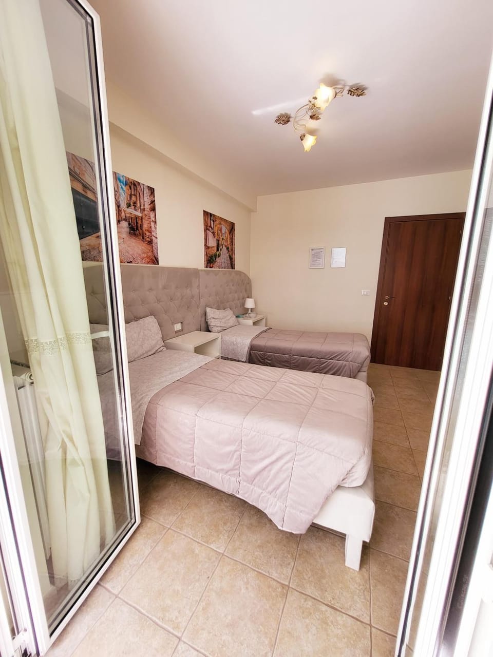 B&B Waltanna Airport Bed and Breakfast in Bari