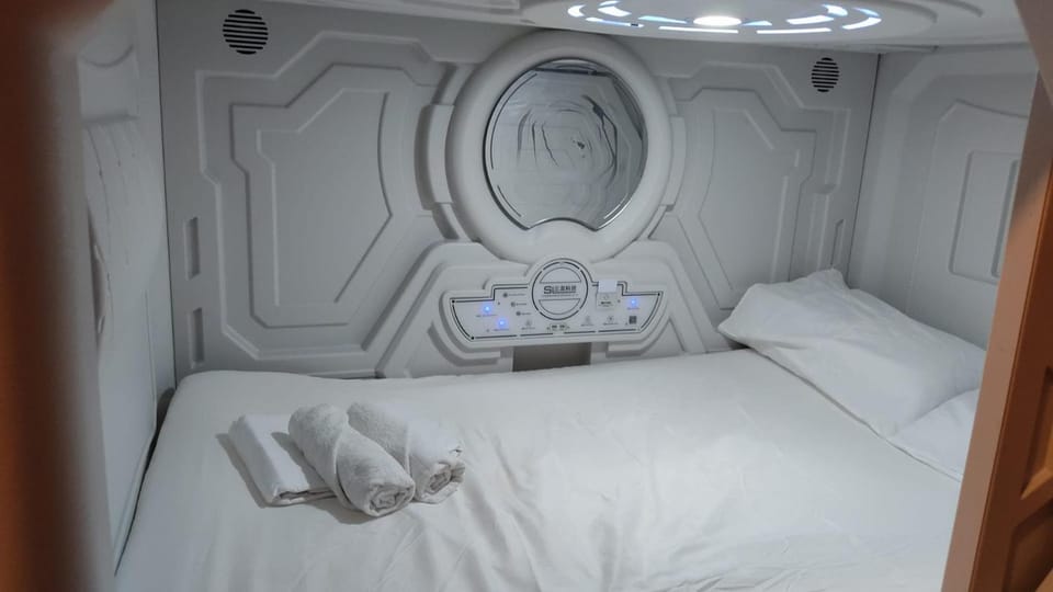 gao hostel capsules Hostel in Madrid