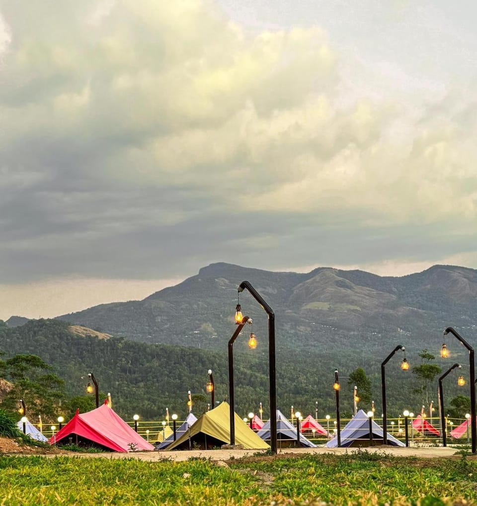 Kolukkumalai Cloud Camp Campground/ 
RV Resort in Kerala